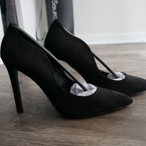 Black Pointy Toe Heels